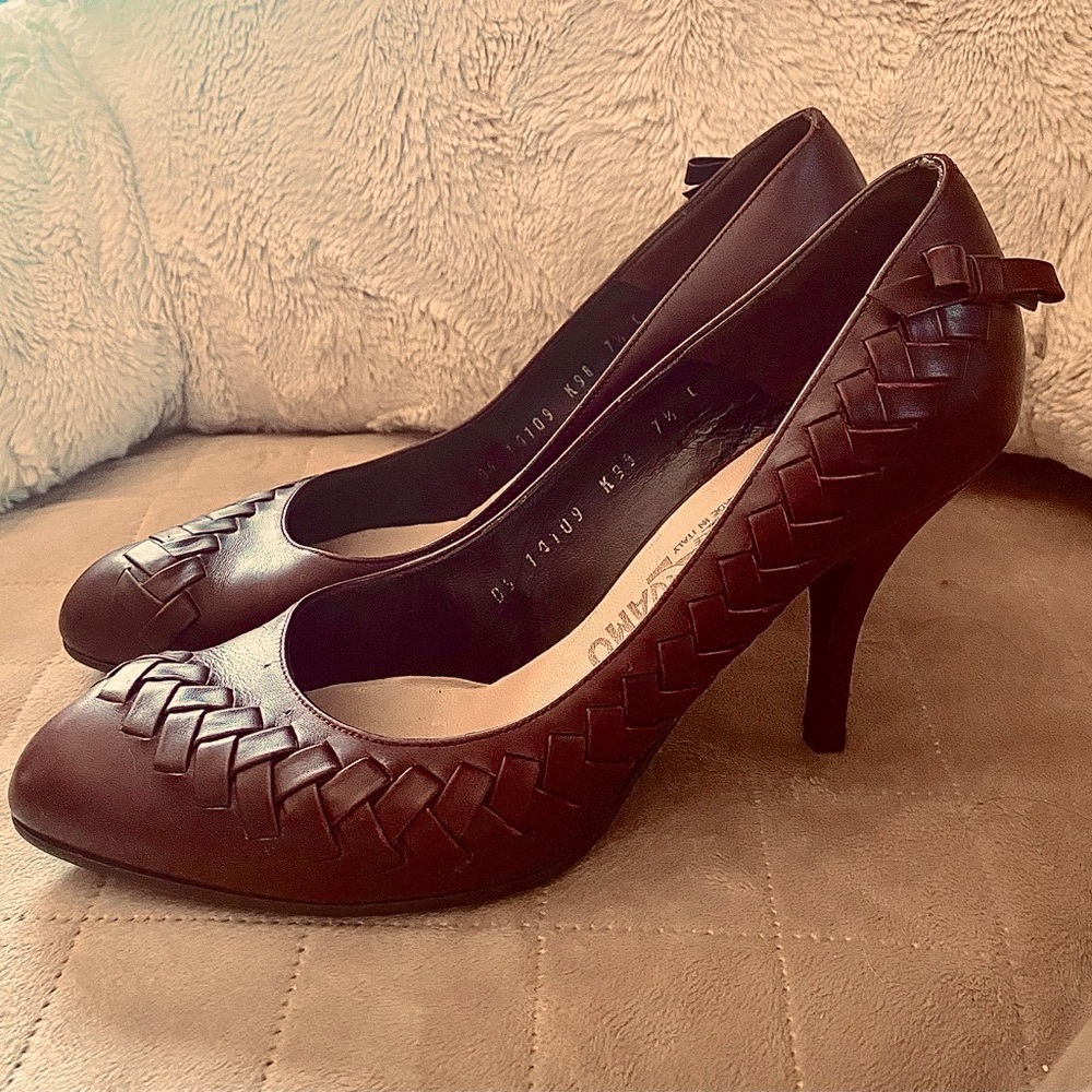 Salvatore Ferragamo calfskin Italian Leather Braided Bow Back Vara Heel Fall ‘19